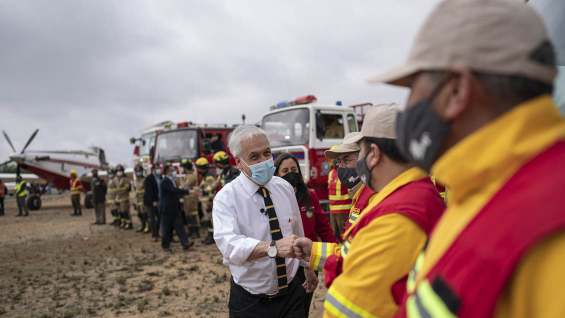 Chile destinará 137 mil millones de pesos para combatir incendios forestales esta temporada
