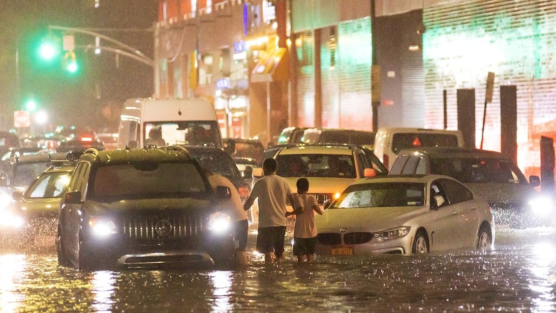 Al menos ocho muertos por fuertes lluvias en Nueva York