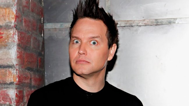 Vocalista de Blink-182 terminó las quimioterapias contra el agresivo cáncer que padece