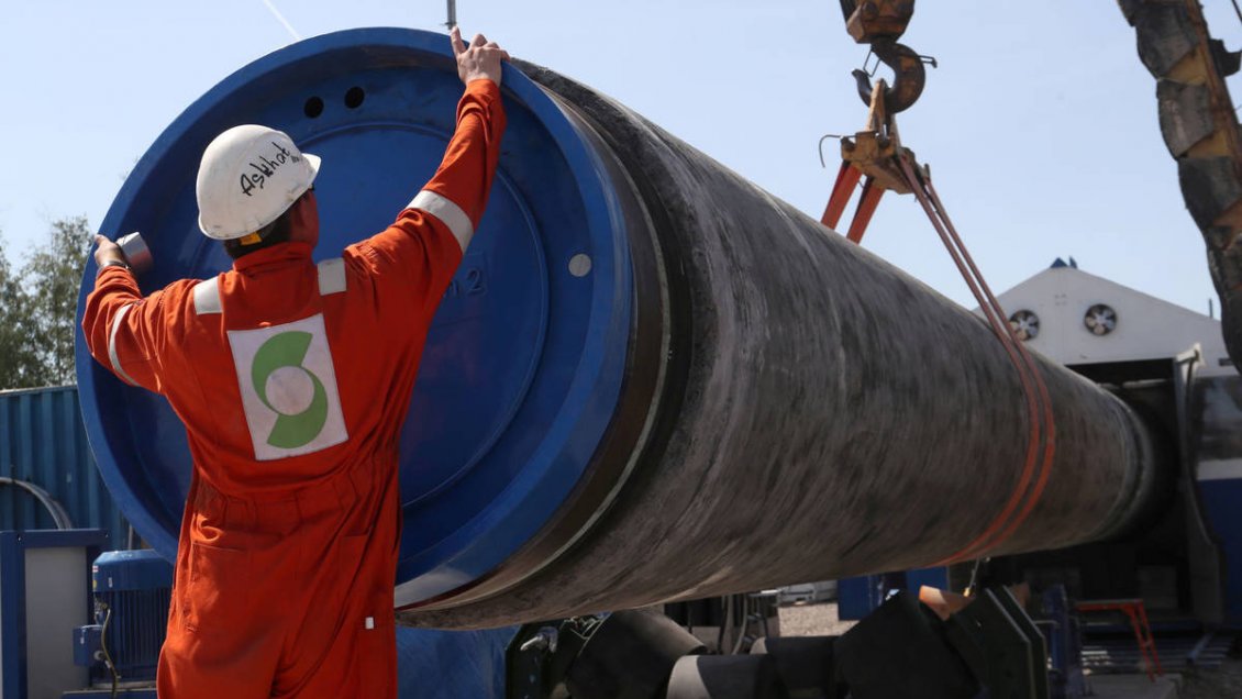 Colocan último tubo del controvertido gasoducto Nord Stream 2