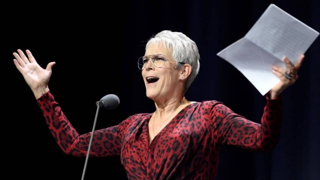 Jamie Lee Curtis dedicó su León de Oro honorífico en Venecia a víctimas de discriminación