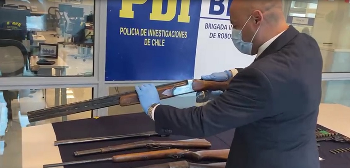 PDI detuvo a hombre acusado de usar teléfono de su madre para ofrecer municiones por WhatsApp en La Serena