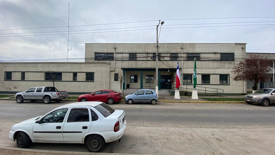 Reo quedó atrapado en una malla cuando intentó fugarse desde la Cárcel de Parral