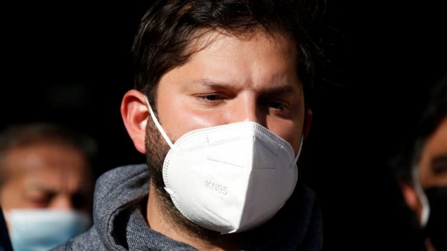 Boric se reúne con directivas de Apruebo Dignidad para aunar posturas sobre cuarto retiro