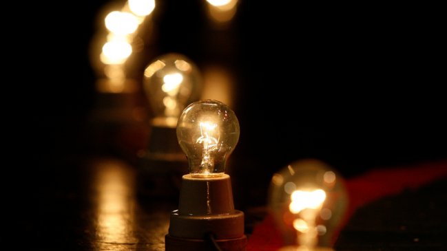 Cuba investiga falla eléctrica que provocó un corte de luz masivo