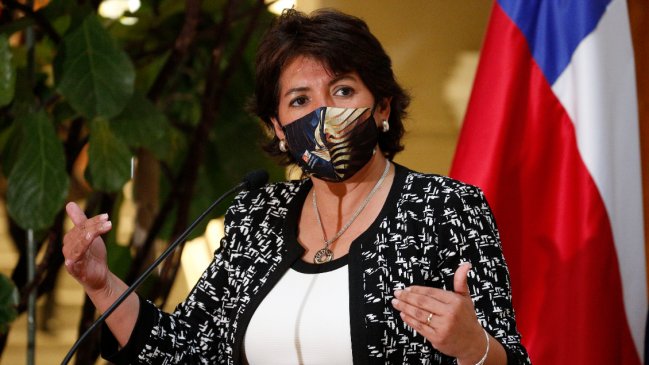 Provoste criticó retiro del 10% de ministros: La derecha aprovecha para ella lo que critica para el resto