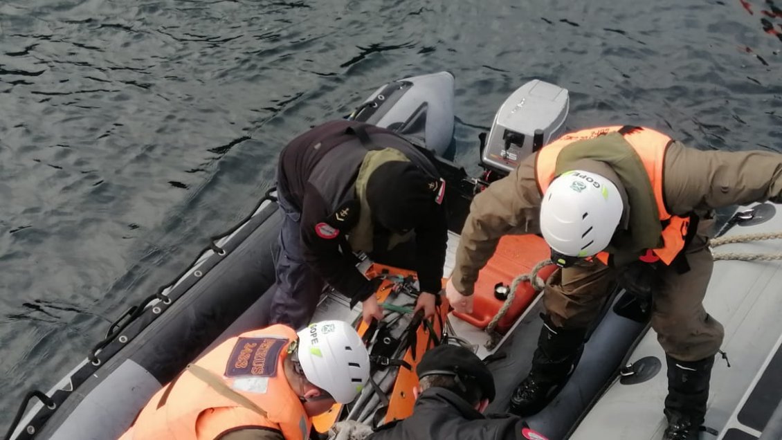 Recuperan cuerpo de excursionista fallecido en el Cabo Froward