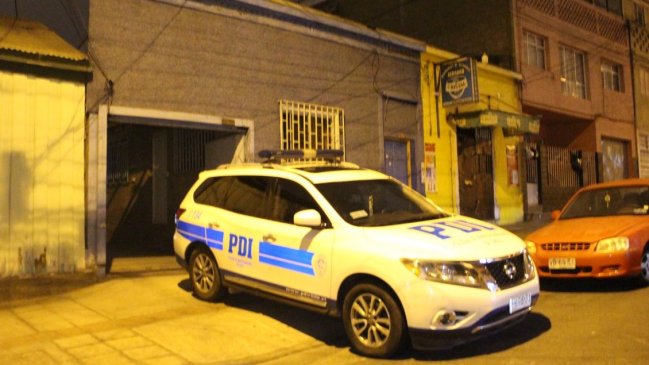 Investigan femicidio en pleno centro de Antofagasta
