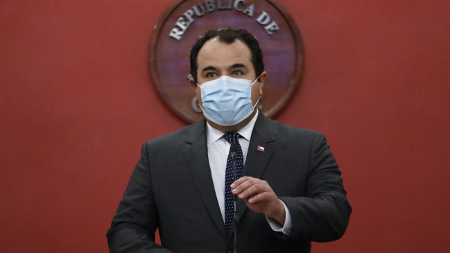 Gobierno defiende plan migratorio y critica 