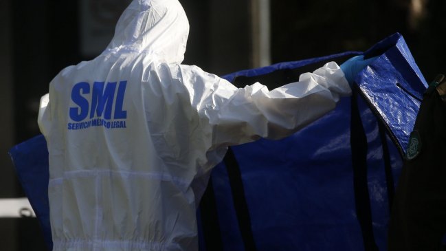 Conductor murió al desbarrancar en su vehículo en borde costero de Teodoro Schmidt