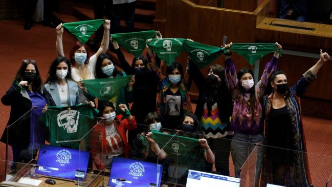 Cámara Baja aprobó en general proyecto que despenaliza el aborto hasta las 14 semanas