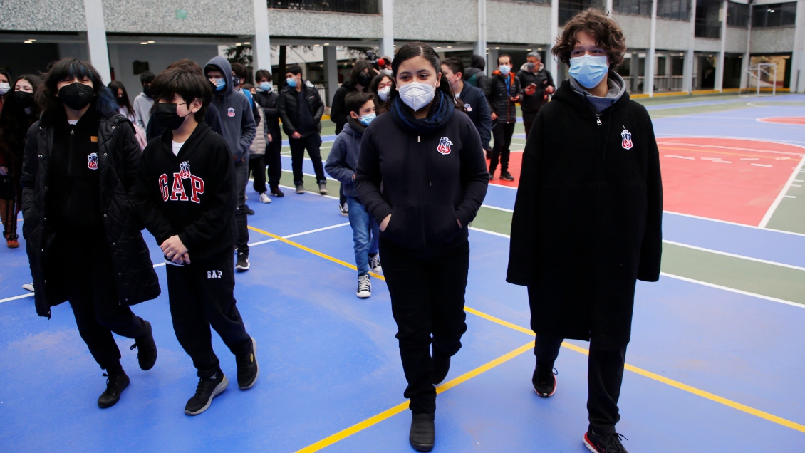 Actividades presenciales obligatorias: Mineduc actualizó protocolo sanitario para colegios y jardines infantiles