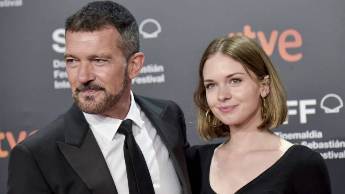 Stella Banderas pide eliminar el apellido Griffith de su nombre