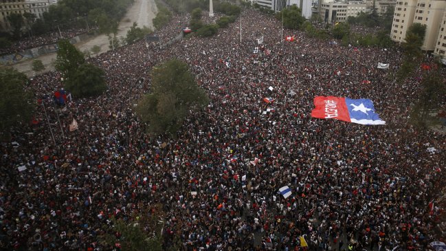 Loncon quiere que redacción de la nueva Constitución empiece el 18 de octubre: 