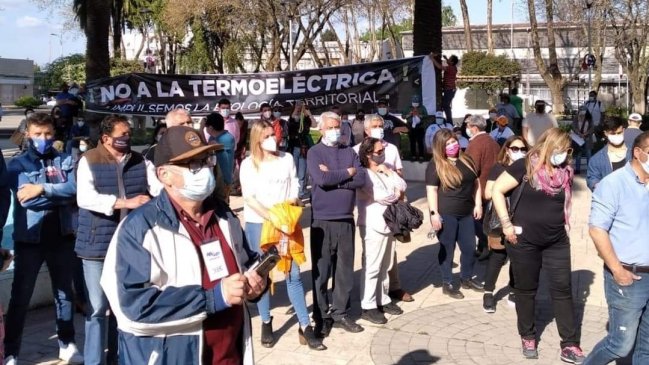 Vecinos de Parral se oponen, movilizados, a construcción de mini central termoeléctrica