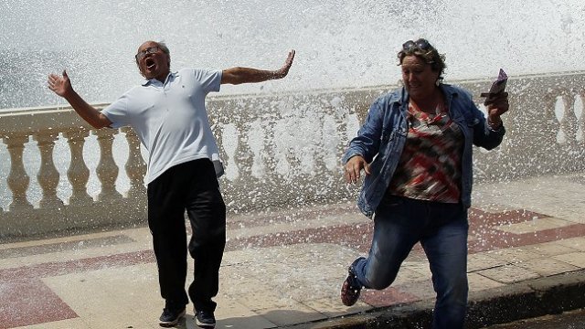 De jueves a domingo habrá marejadas entre Arica y Aysén