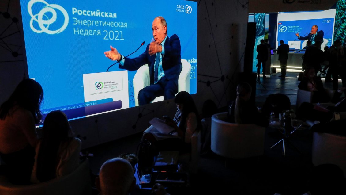 Putin cree posible que el precio del barril de petróleo alcance los 100 dólares