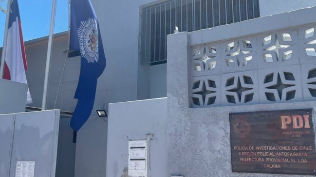 Dos hombres fueron detenidos por presentar documentos migratorios falsificados en Calama