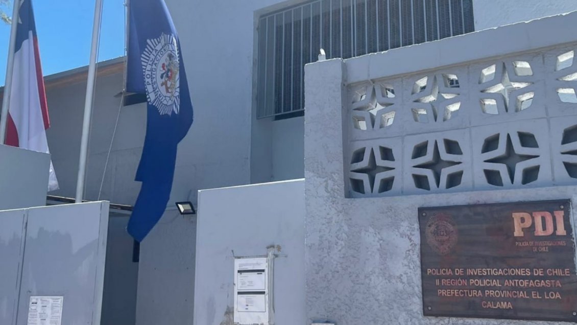 Dos hombres fueron detenidos por presentar documentos migratorios falsificados en Calama