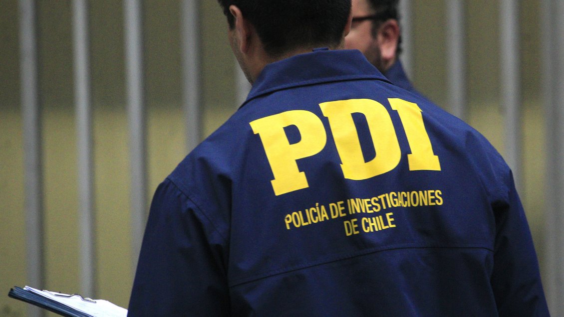 PDI investiga homicidio de mujer en la vía pública en Peñalolén