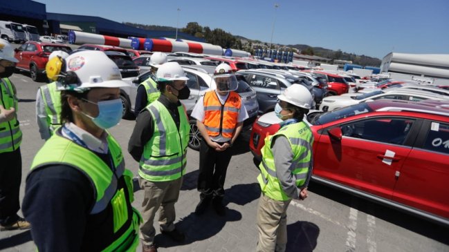 Puerto de Lirquén concreta el desembarque de autos más grande en la historia portuaria del Biobío