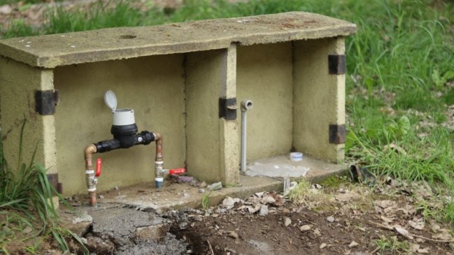 Municipio de Chillán retoma riego de áreas verdes tras compromiso de pago por arranques ilegales