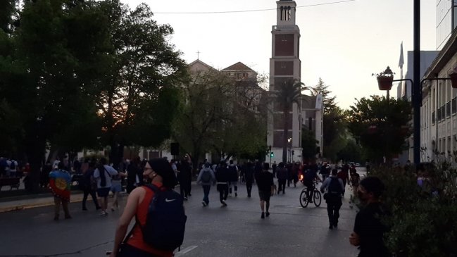 Maule: Gobierno evalúa querella tras quema de las dependencias del Obispado de Talca