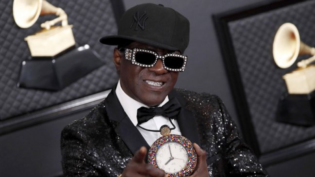 Rapero Flavor Flav fue detenido por agredir físicamente a una mujer