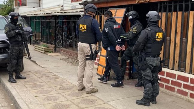 Detienen a 26 personas imputadas por delitos asociados al tráfico de drogas en Graneros