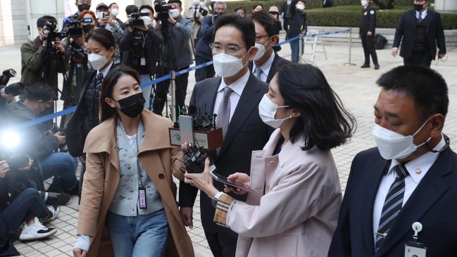 Heredero de Samsung recibe millonaria multa por consumo de drogas