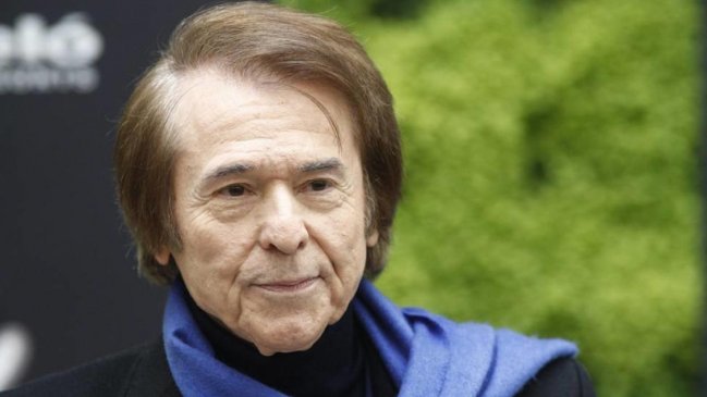 Raphael aplaza su show en Chile debido a Lollapalooza