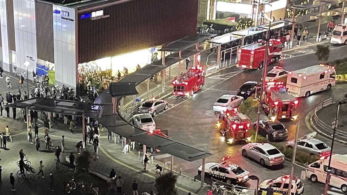 Tokio: 15 heridos deja ataque en un tren de Tokio durante jornada electoral