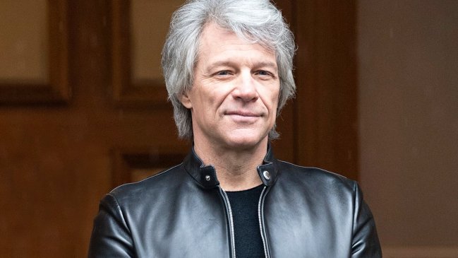 Bon Jovi debió retirarse de concierto justo después de testear positivo por Covid-19