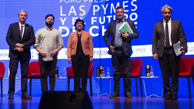 PCR negativo no libera de cuarentena a contactos estrechos de Boric