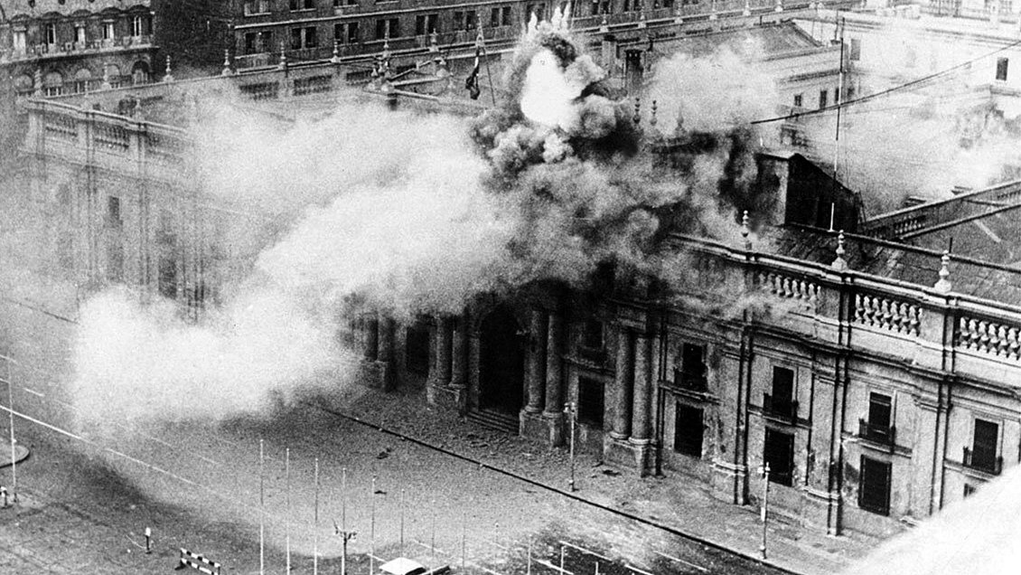 Siete militares fueron condenados por asesinar a colaboradores de Allende detenidos en La Moneda