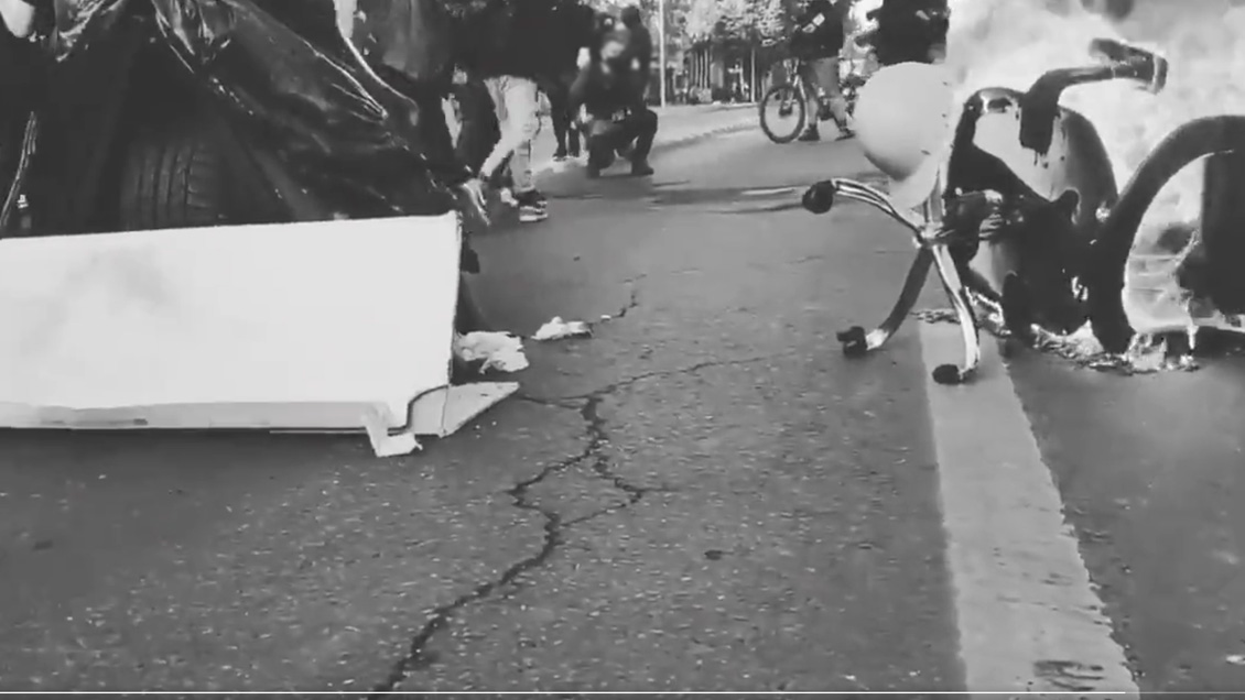 Manifestación e incidentes se registraron en el centro de Santiago