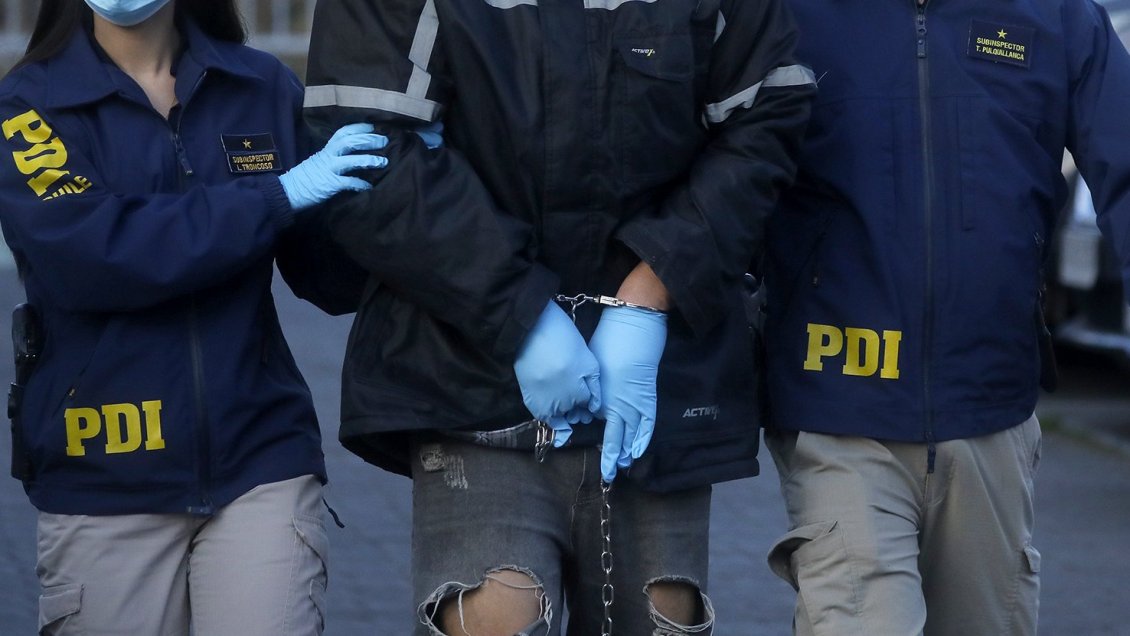 Ladrones de casas fueron detenidos en el Aeropuerto: Iban a Francia