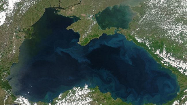 Rusia acusa a EEUU de crear una fuerza militar multinacional en el mar Negro