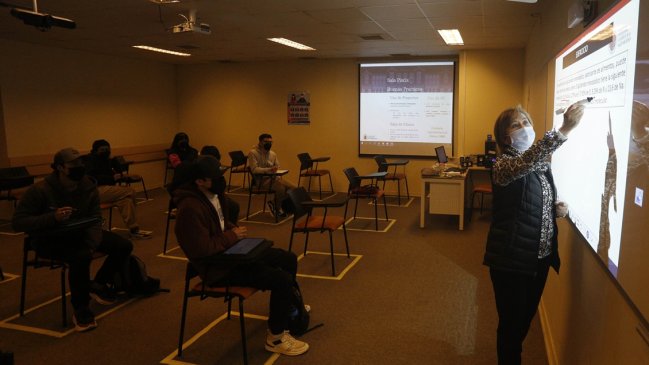 Docentes de la educación superior disminuyeron por quinto año consecutivo