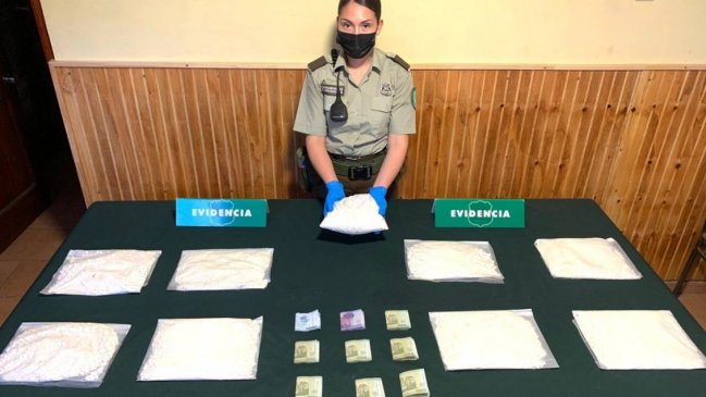 Ñuble: Detienen a sujetos que circulaban con más de cuatro kilos de pasta base por la Ruta 5 Sur