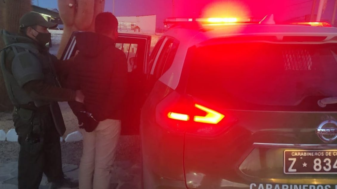 Hombre huyó de la policía en Colchane: Portaba más de siete kilos de droga entre sus vestimentas