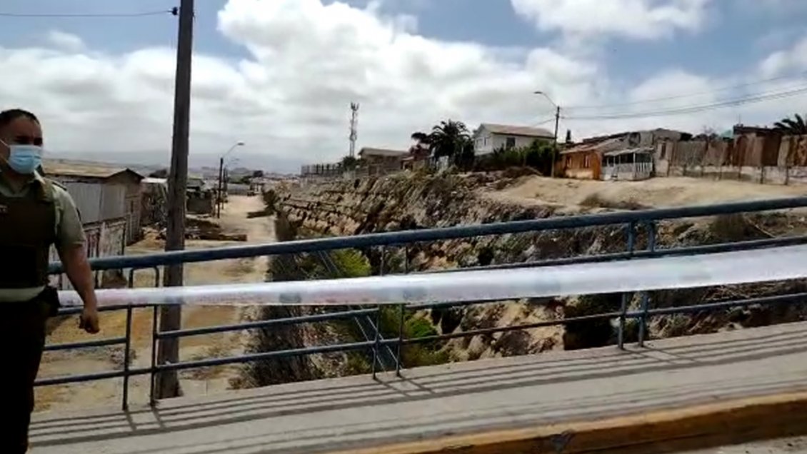 Cadáver de mujer fue encontrado bajo un puente en Coquimbo