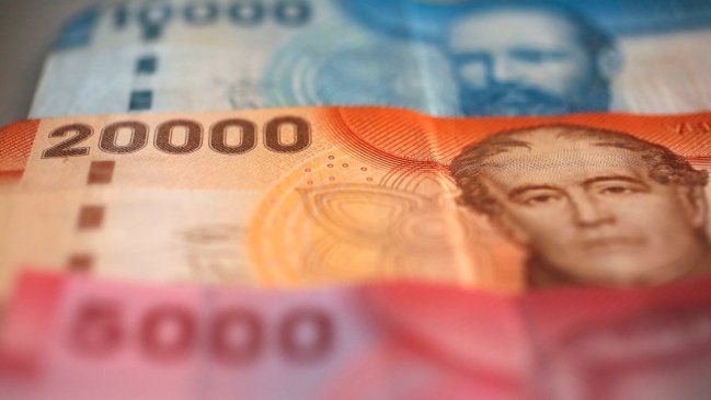 Recaudación del IVA es 33% más alta que antes del estallido social