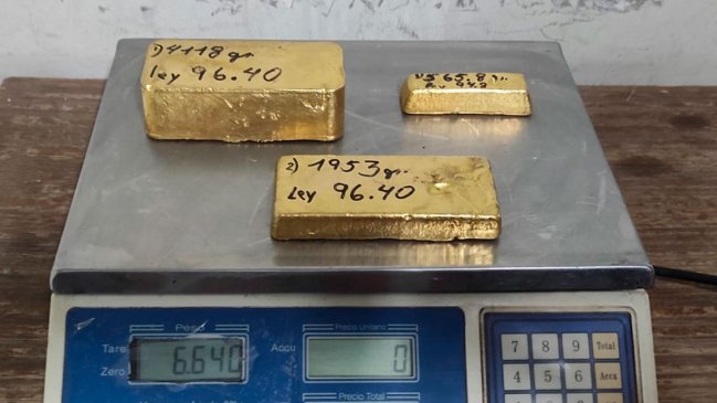 Aduanas incauta tres lingotes y 169 anillos de oro en Quillagua
