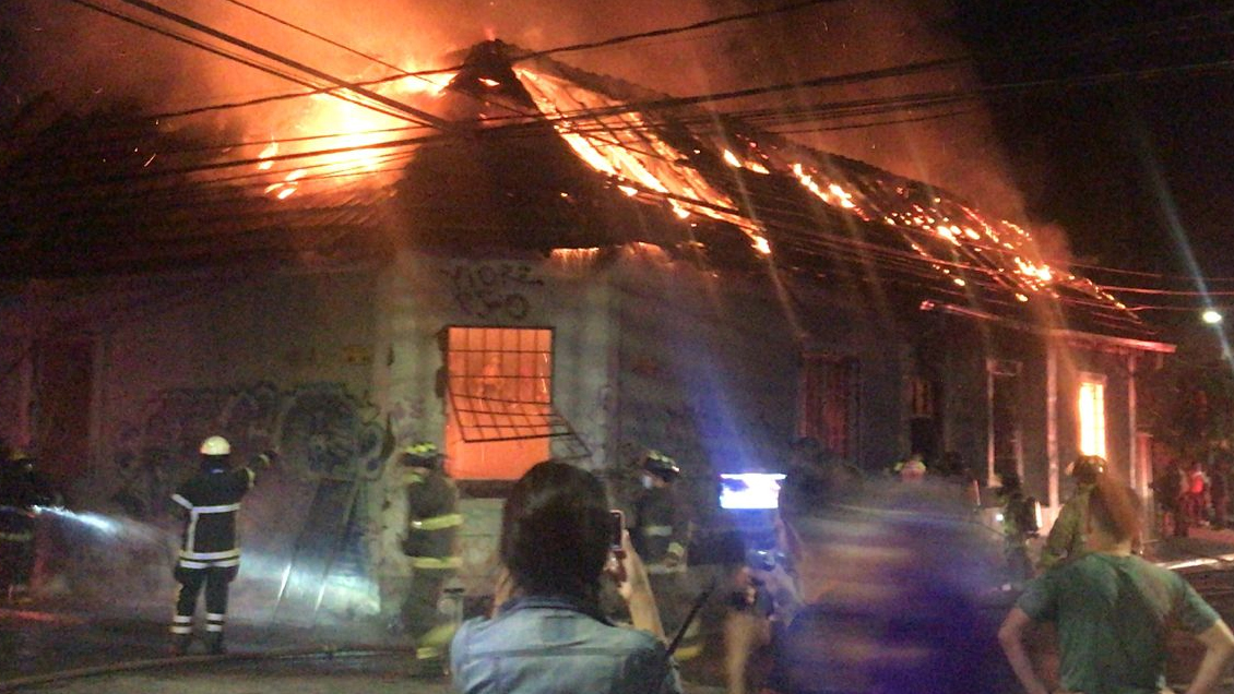 Dos niños y dos adultos murieron en un incendio en Talca