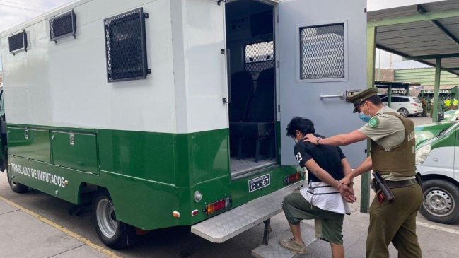 Alto Hospicio: Sujeto agredió a su conviviente con un cuchillo delante de sus tres hijos