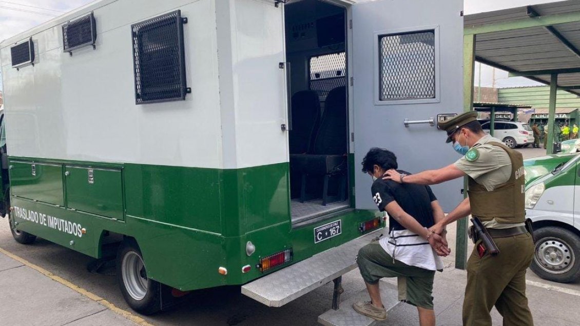 Alto Hospicio: Sujeto agredió a su conviviente con un cuchillo delante de sus tres hijos