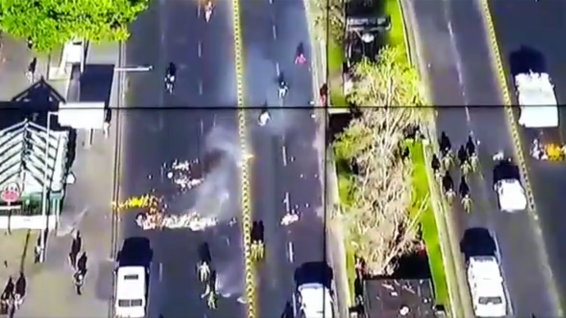 Nuevo viernes de protestas provoca desvíos en la Alameda