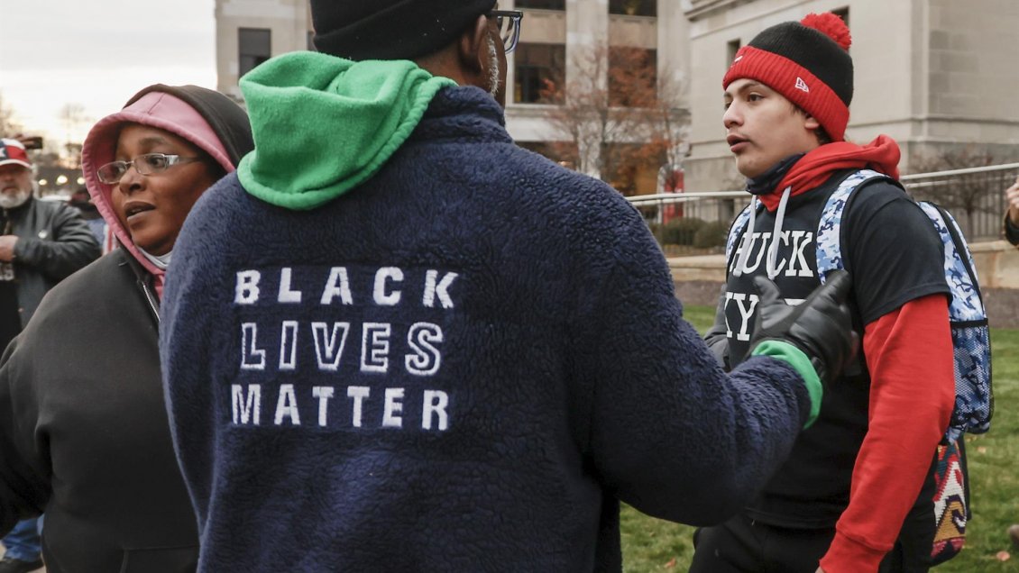 Biden pide que protestas sean pacíficas tras polémica sentencia en EEUU