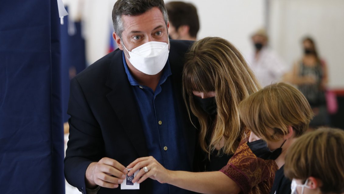 Sichel reconoce su derrota: No votará por Boric, pero admite 
